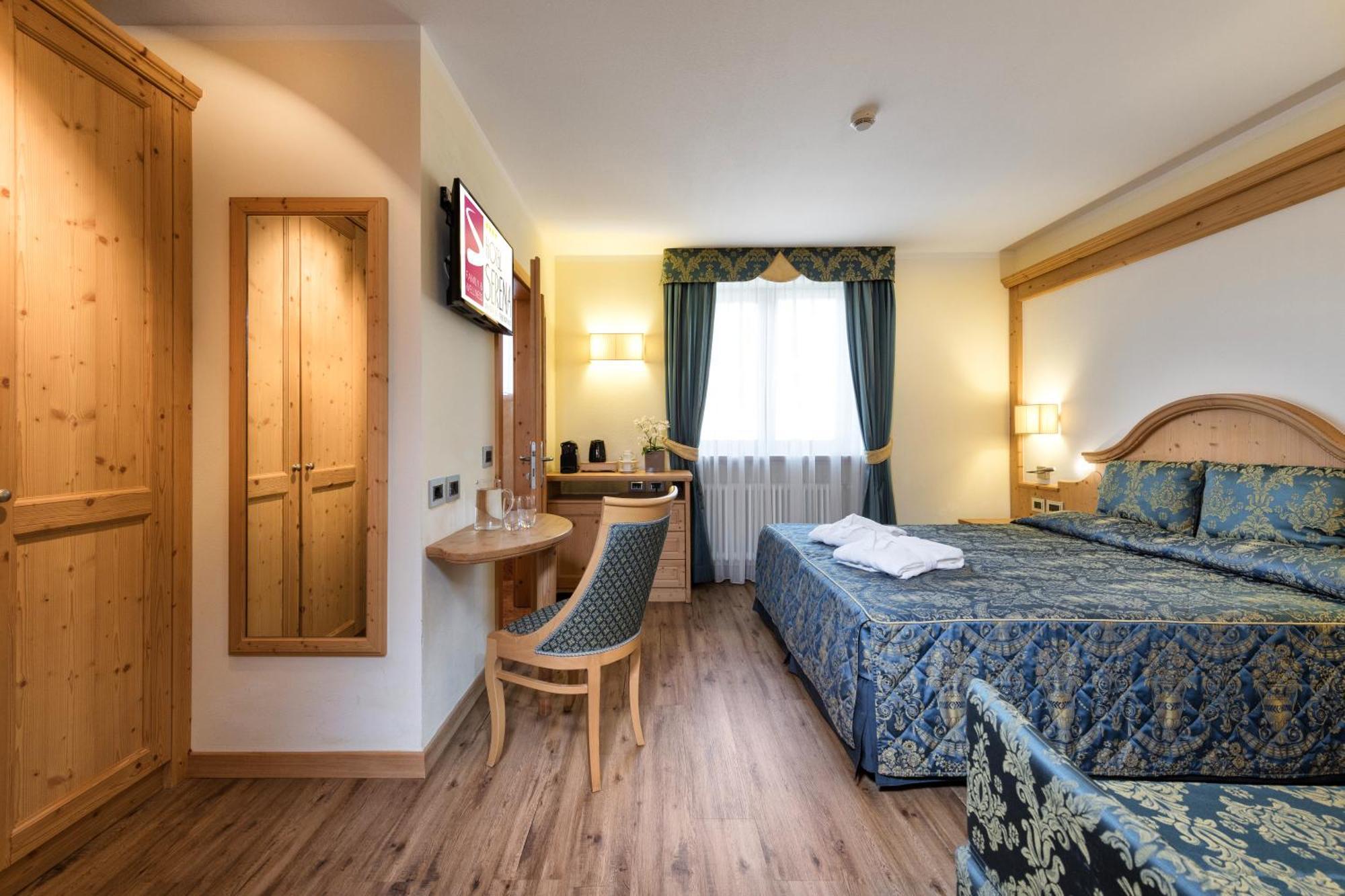 Family Hotel Serena 안달로 외부 사진