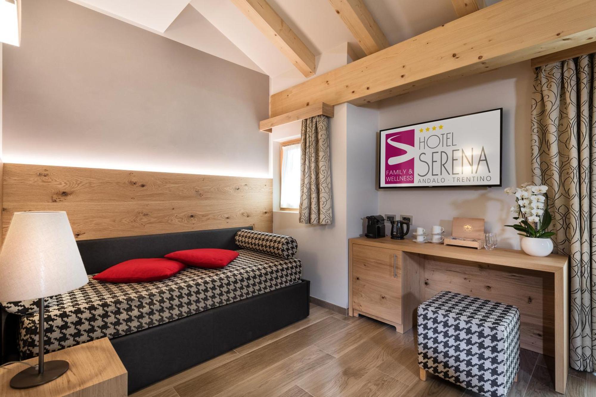 Family Hotel Serena 안달로 외부 사진