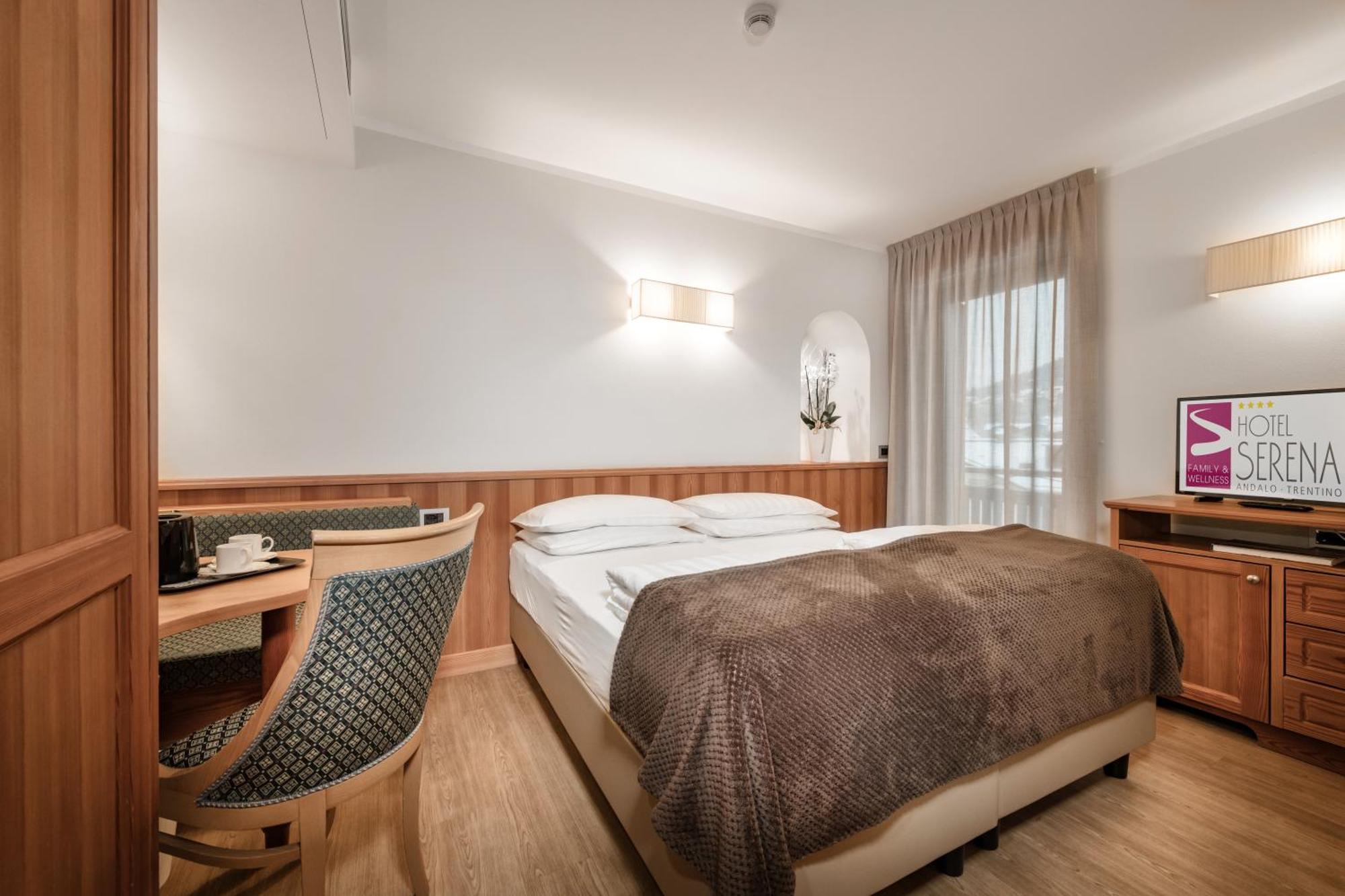 Family Hotel Serena 안달로 외부 사진