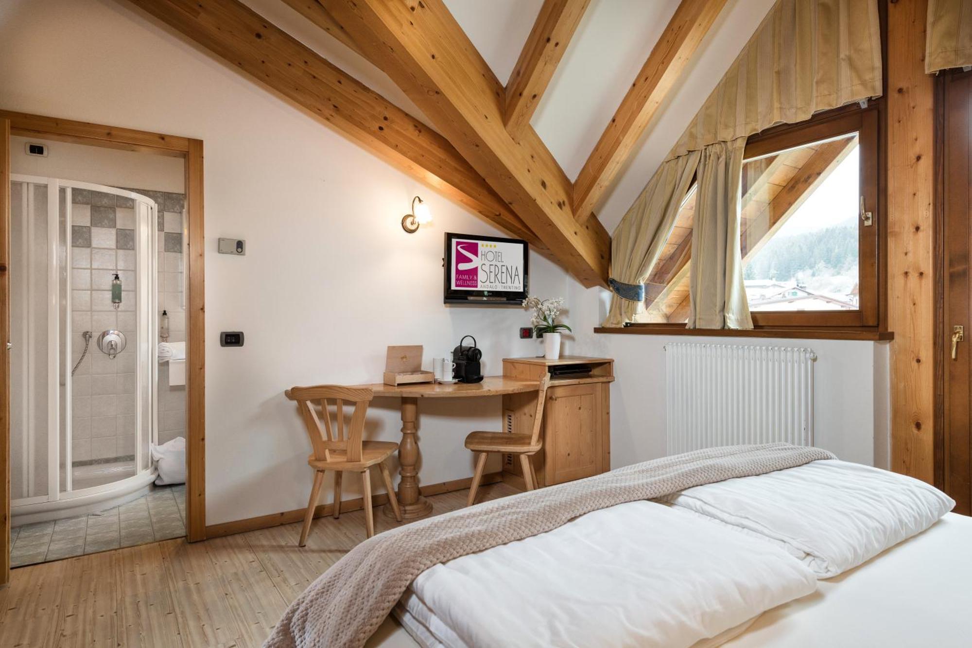Family Hotel Serena 안달로 외부 사진