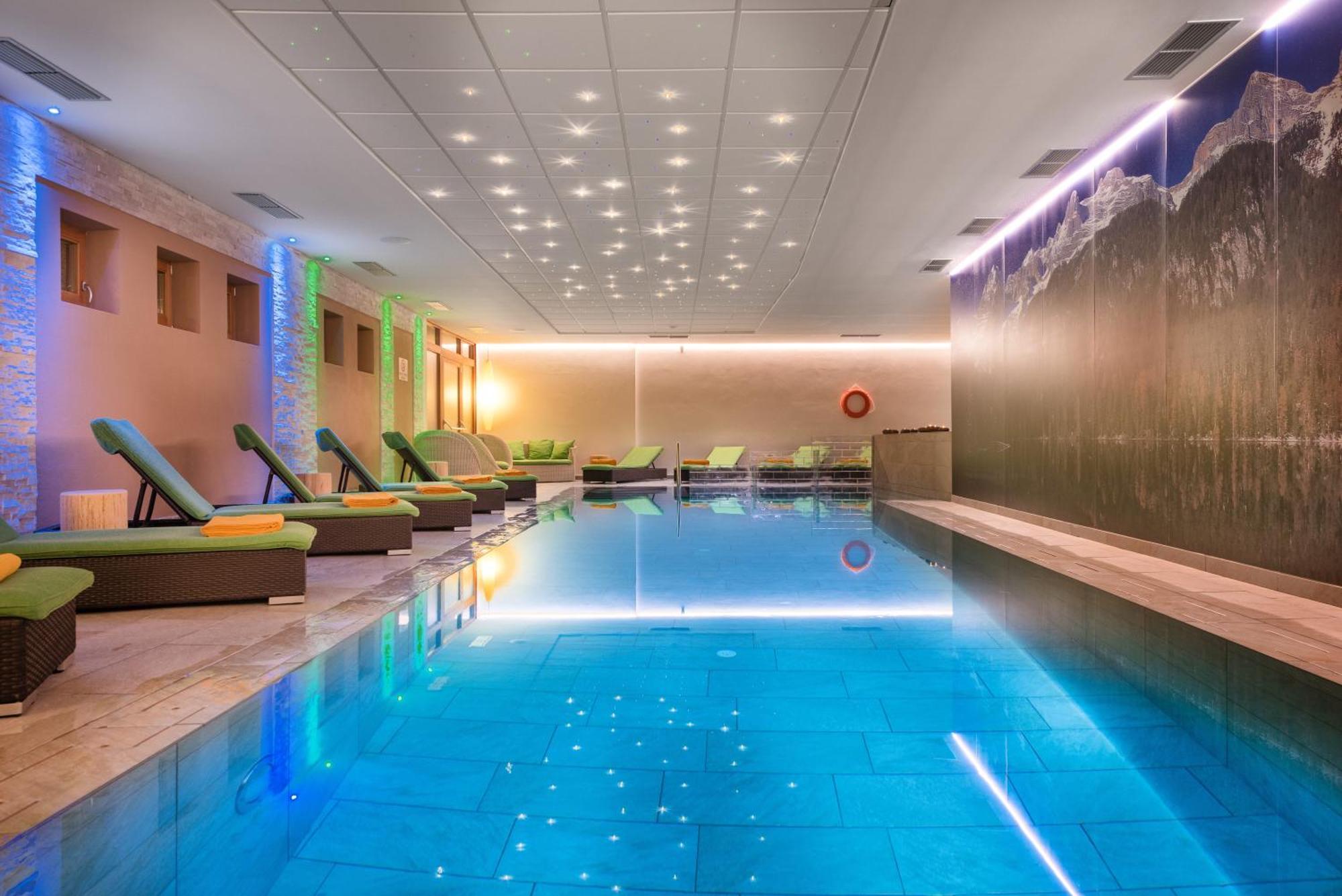 Family Hotel Serena 안달로 외부 사진